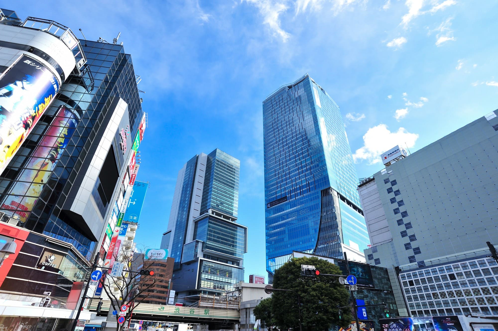 渋谷周辺のおすすめスポット「渋谷ヒカリエ」