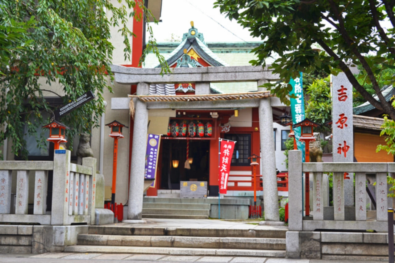 吉原周辺のおすすめスポット「吉原神社」